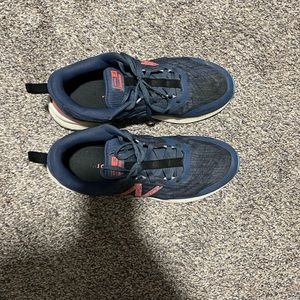 New Balance Tennis shoes